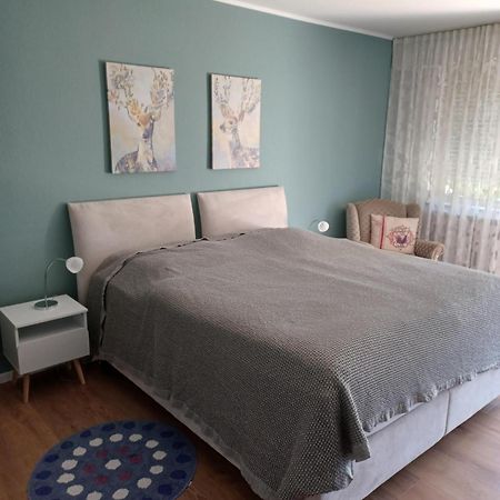 Ferienwohnung Am Hirschpark Bad Pyrmont Ngoại thất bức ảnh